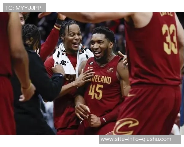 米切尔骑士生涯第75次单场30分超越众星仅次于詹姆斯324次表现惊艳