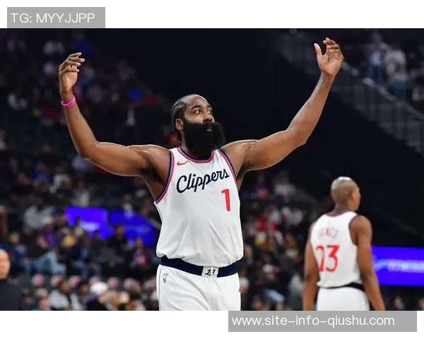 哈登称赞大洛防守助力球队四连胜强调攻防相辅相成的重要性